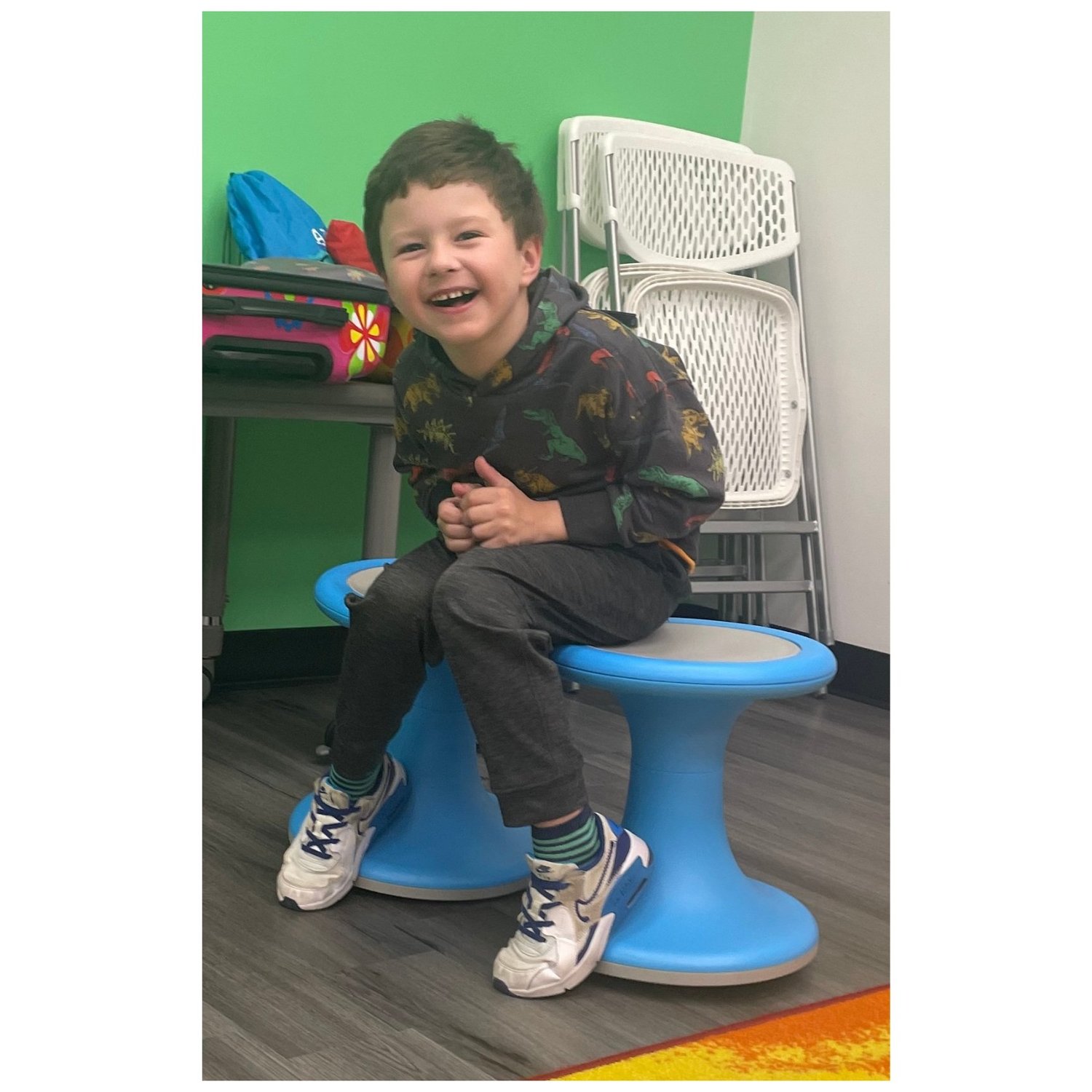 Wobble stool